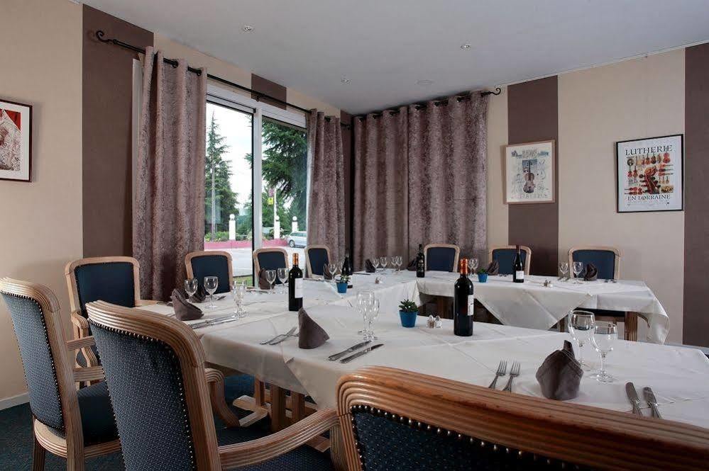 Hotel Logis Le Luth Mirecourt Exterior foto